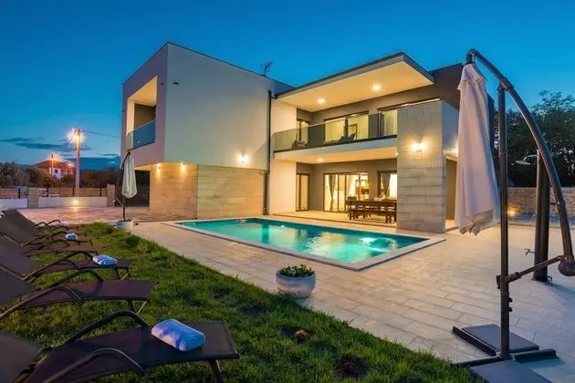 Villa F A Five Stars gym Ensuite Bedrooms Rural Area Private Pool - Oda