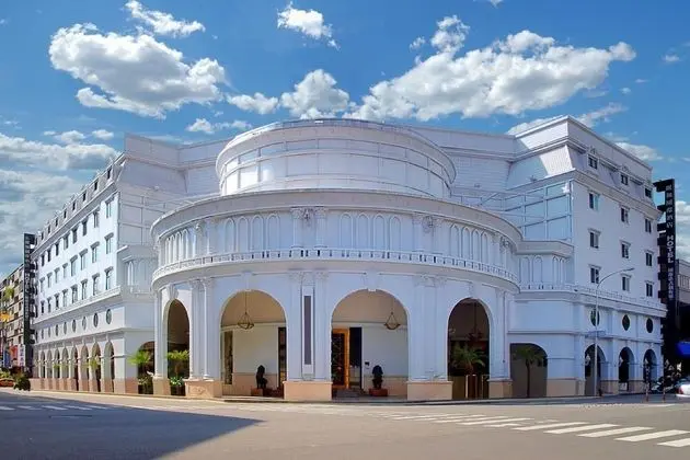 F Hotel Taichung Lichia Royal Garden - Dış Mekan