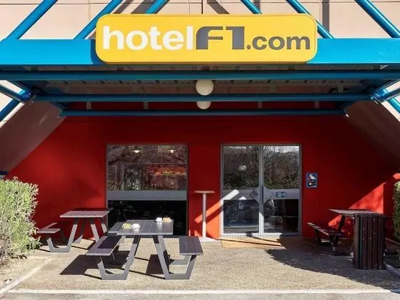 hotelF1 Lyon Gerland Vénissieux - Dış Mekan