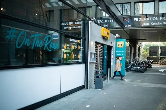 hotelF1 Paris Porte de Châtillon - Dış Mekan