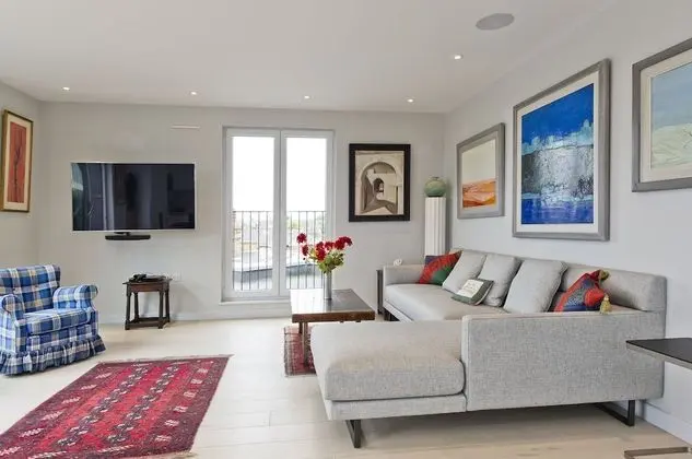 Fab 2-bed Penthouse in Wimbledon