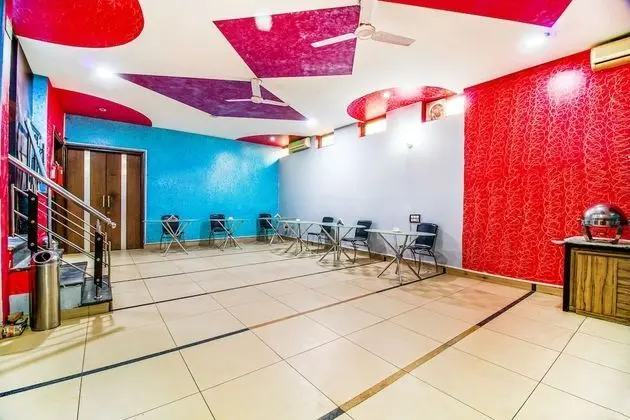 FabHotel Apple Tree Premium - Kahvaltı