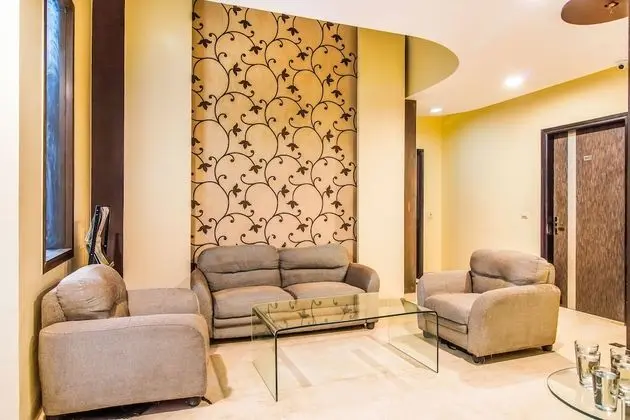 FabHotel Apple Tree Premium - Yerinde Yemek