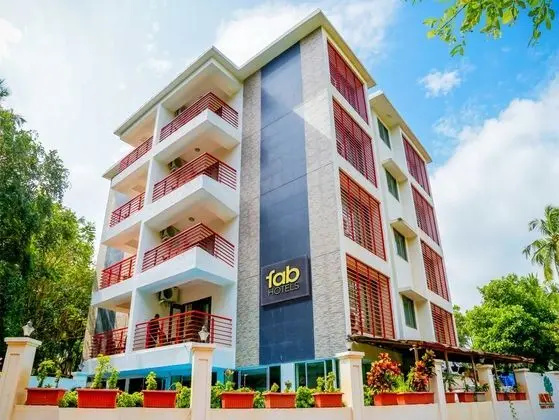 FabHotel Arotel Calangute Beach - Dış Mekan