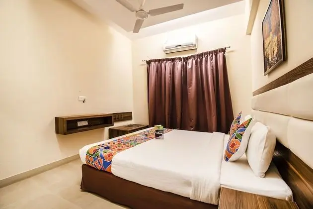 FabHotel Astra Electronic City - Oda