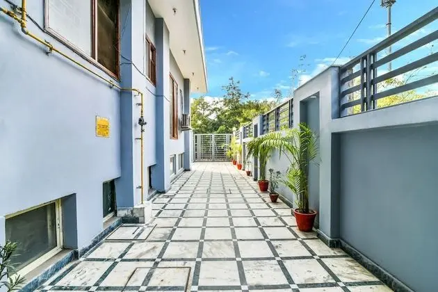 FabHotel Casa Meera Boutique - Lobi