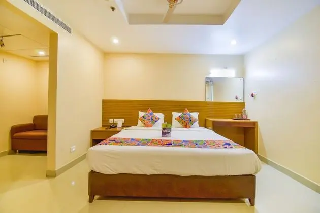 FabHotel Deccan Heritage Abids - Oda