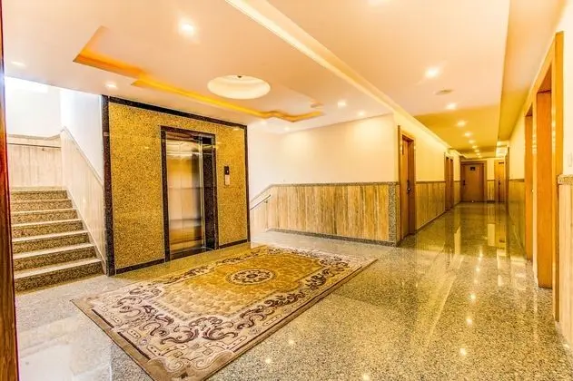 FabHotel Grand Savoury Boutique - Lobi