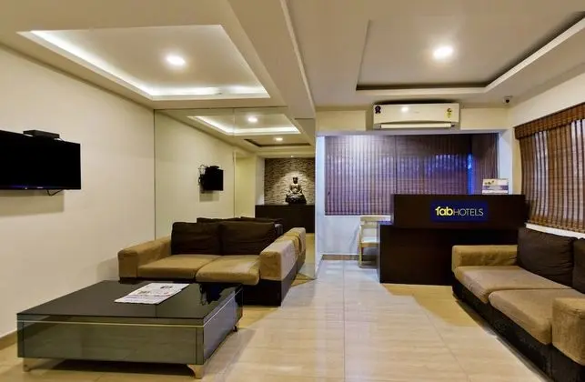 FabHotel Innside Serviced Apartment - Lobi