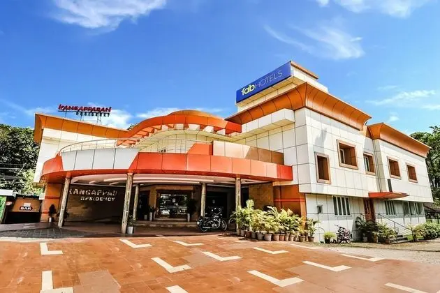 FabHotel Kangappadan Residency