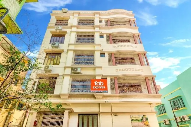 FabHotel Krishna Kunja Dum Dum