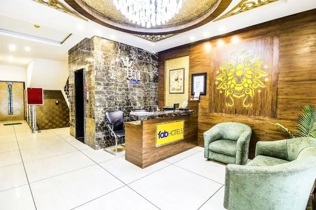 FabHotel Le Monarque Piccadily Chowk - Dış Mekan