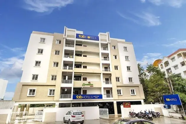 FabHotel Limestone Suites - Near Yashoda Hospitals, Somajiguda
