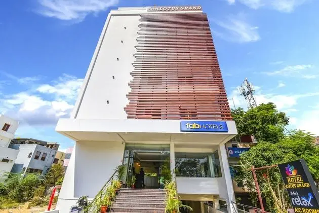 FabHotel Lotus Grand