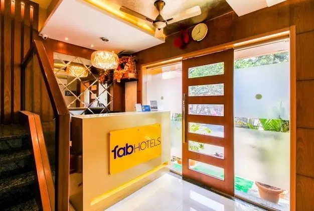 FabHotel Marol Metro Andheri East - Dış Mekan