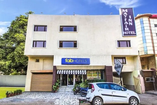 FabHotel Mayfair Inn