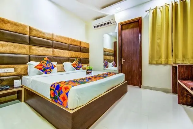 FabHotel Nayyar Inn - 1