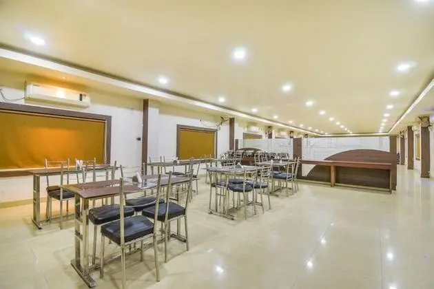 FabHotel Paradise Convention - Yerinde Yemek