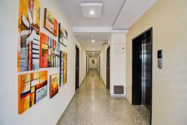 FabHotel Pearl City HiTech City - Lobi