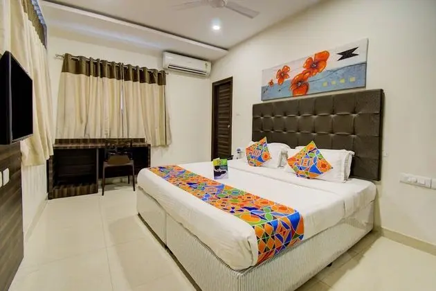 FabHotel Pearl City HiTech City - Oda