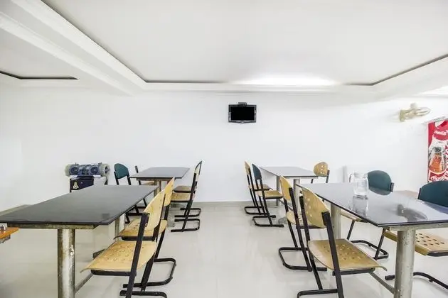 FabHotel Rekha Residency Rajajinagar - Yerinde Yemek