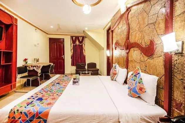 FabHotel Roshan Residency Naidupuram - Oda