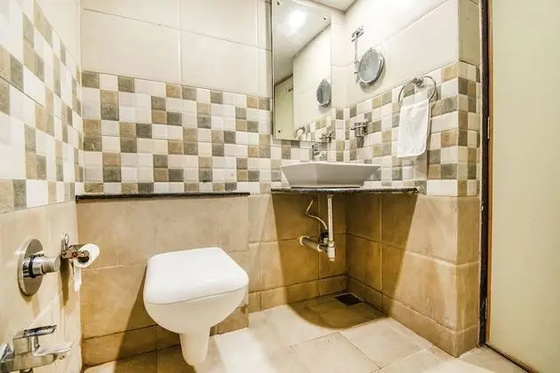 FabHotel Royal Residency Sama- Savli Rd - Banyo Tipleri