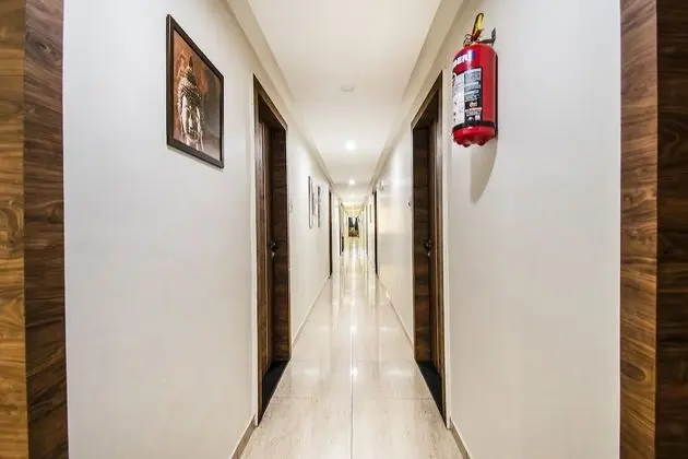 FabHotel Royal Residency Sama- Savli Rd - Lobi