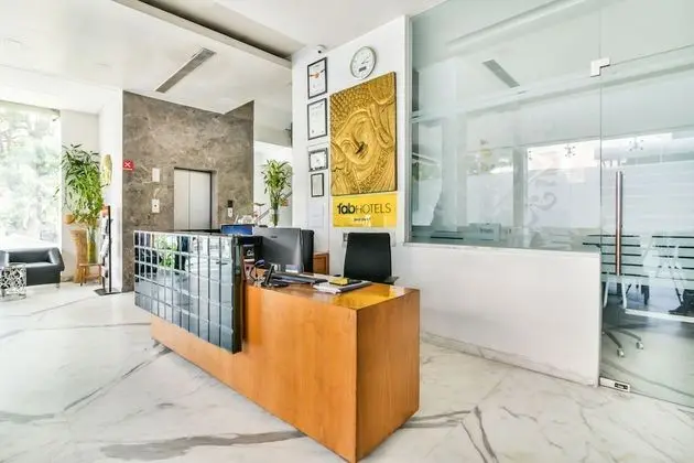 FabHotel Sage Saket - Lobi