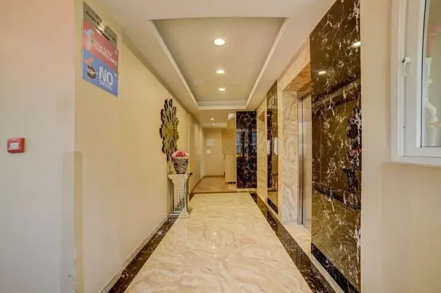 FabHotel Sarala Crown Calangute Beach - Lobi