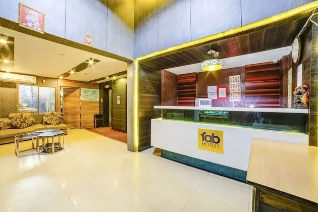 FabHotel Silk Route - Lobi