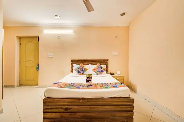 FabHotel Yesmark Begumpet - Oda