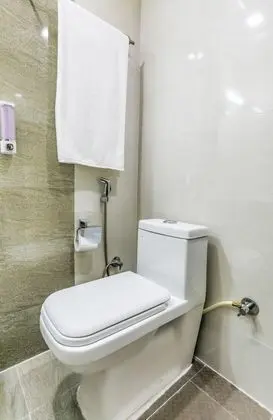 FabHotel Zenith Residency - Banyo Tipleri