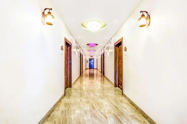 FabExpress Calangute Beach Resort - Lobi