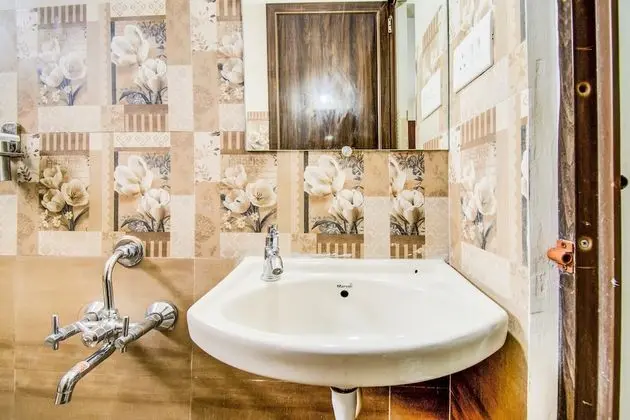 FabExpress The Grand Renato Suites - Banyo Tipleri