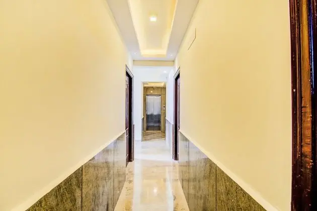 FabExpress The Grand Renato Suites - İç Mekan