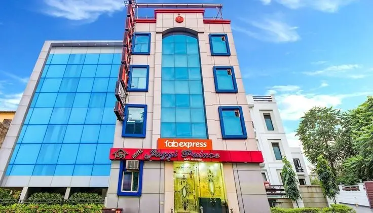 FabExpress Jaggi Palace