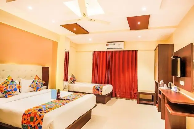 FabExpress Malad Residency - Yerinde Yemek