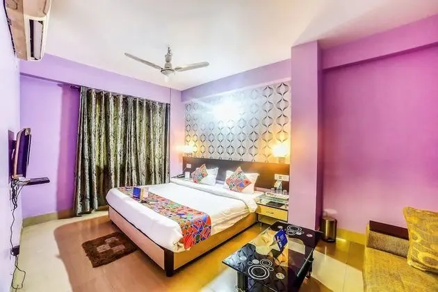 FabExpress Royal Residency I