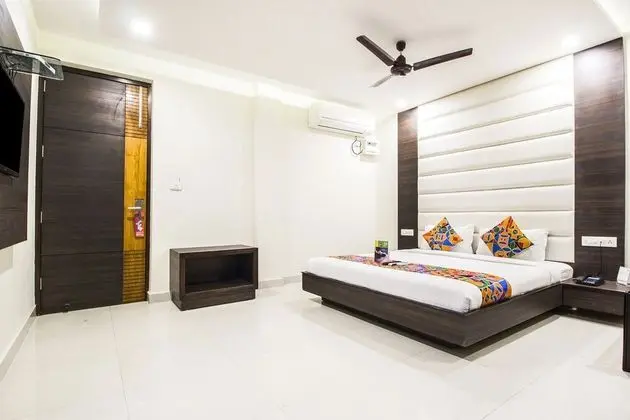 FabHotel KK Continental - Oda