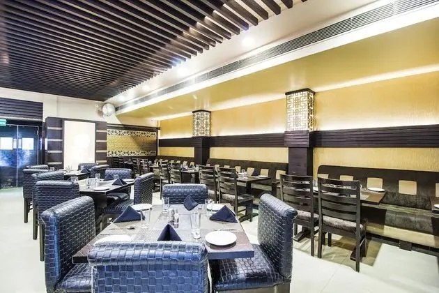 FabHotel KK Continental - Yerinde Yemek