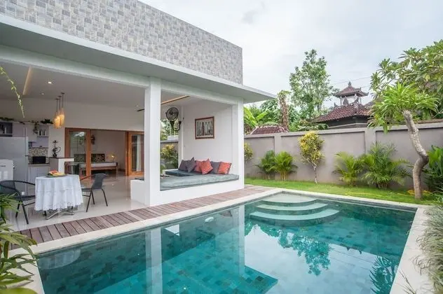 Fabia Villas - Havuz