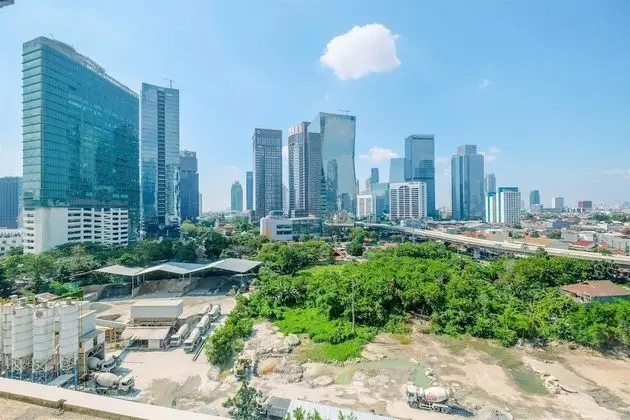 Fabulous 1BR Apartment at The Newton Ciputra World 2