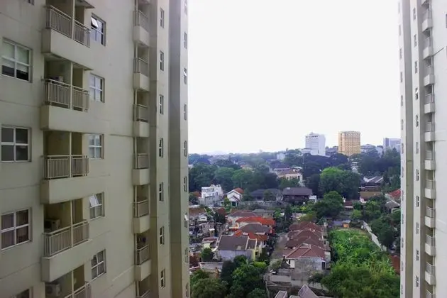Fabulous 1BR Apartment @ Parahyangan Residence - Dış Mekan