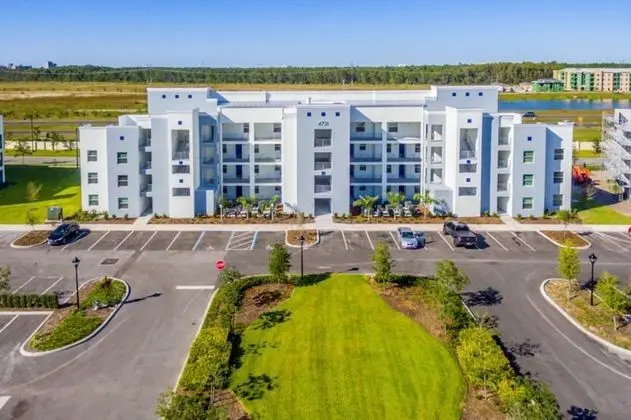 Fabulous Apartment with balcony at Storey Lake 272977
