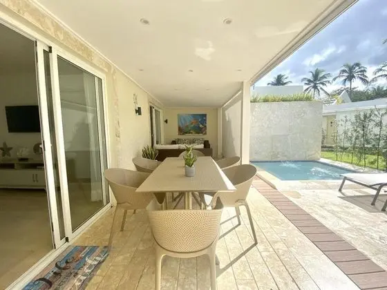 Fabulous Villa in Green One M02 - Oda