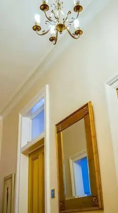 Fabulous Ground-floor 3-bedroom Near Old Town - İç Mekan