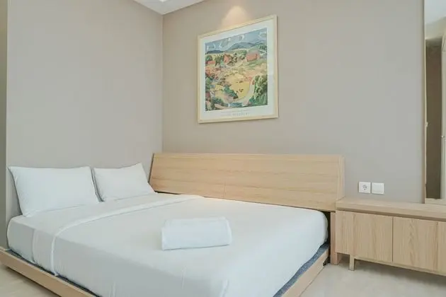 Fabulous Menteng Park Studio Apartment