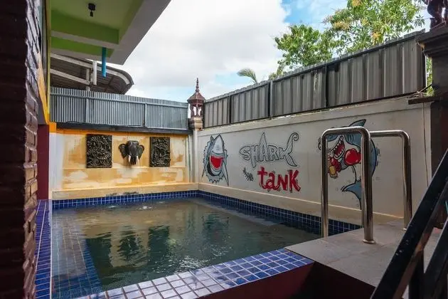 Fabulous Psar Kraoum Hostel - Havuz