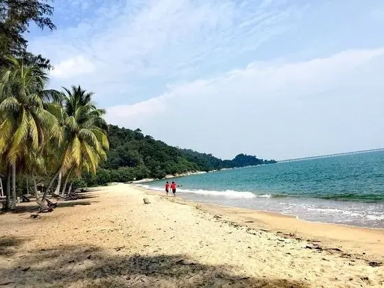 Fahaz Lumut Homestay